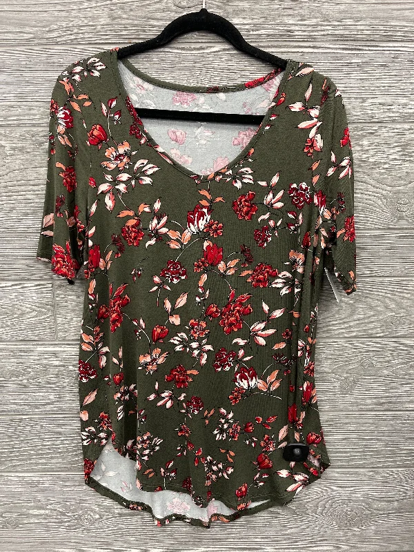 women's tops for vintage fashion enthusiastsTop Short Sleeve By Maurices In Floral Print, Size: M