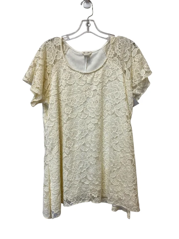 women's tops for those who love to experiment with fashionTop Short Sleeve By Brittany Black In Cream, Size: 1x