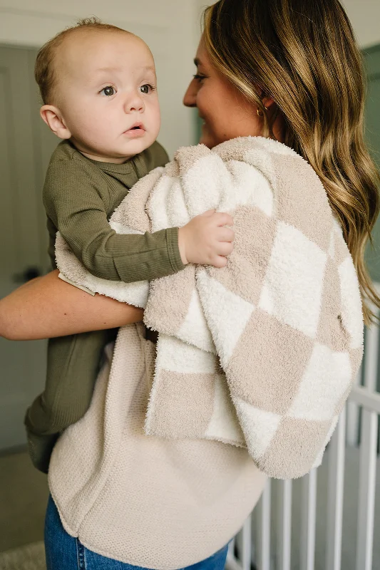 Tiered DressTaupe Checkered Plush Blanket