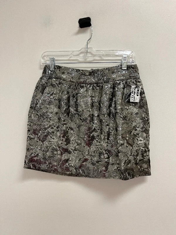 women's chiffon skirtsSkirt Mini & Short By Tinley Road In Silver, Size: 2